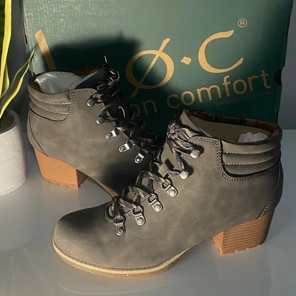b.o.c. Alder Light Grey Nubuck PU Lace Up Ankle Boots BC0017228‎ Womens 7M